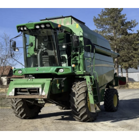 Комбайн John Deere W440 (2015)