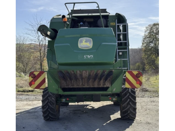 Комбайн John Deere W440 (2015)