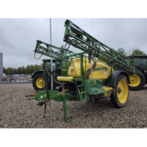 Причіпний обприскувач John Deere 732 (2007)