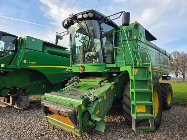Комбайн John Deere S690i (2009)