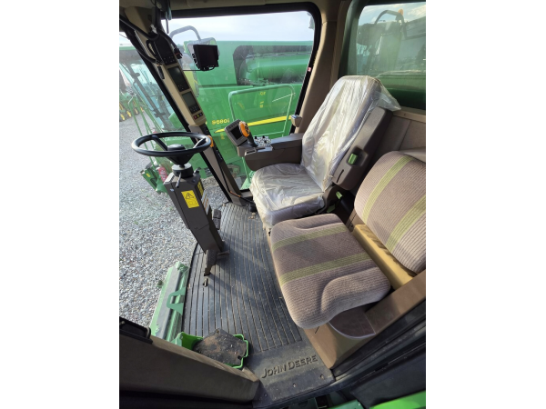 Комбайн John Deere S690i (2009)