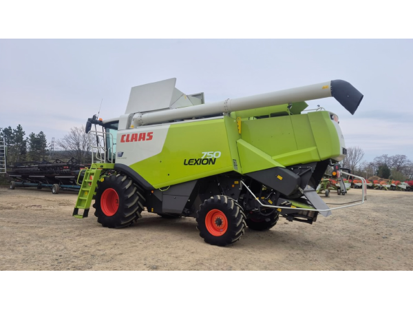 Комбайн Claas Lexion 750 (2011)