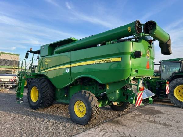 Комбайн John Deere S680i (2012)