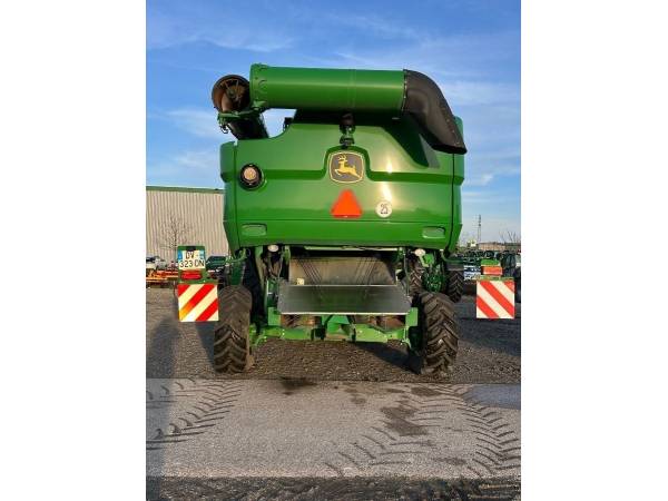 Комбайн John Deere S680i (2012)