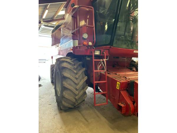 Комбайн Case IH 2388 (2000)