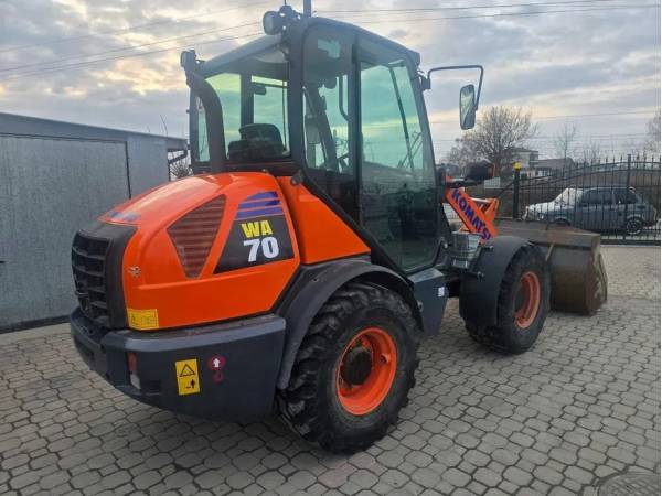 Екскаватор-навантажувач Komatsu WA70-7 (2015)