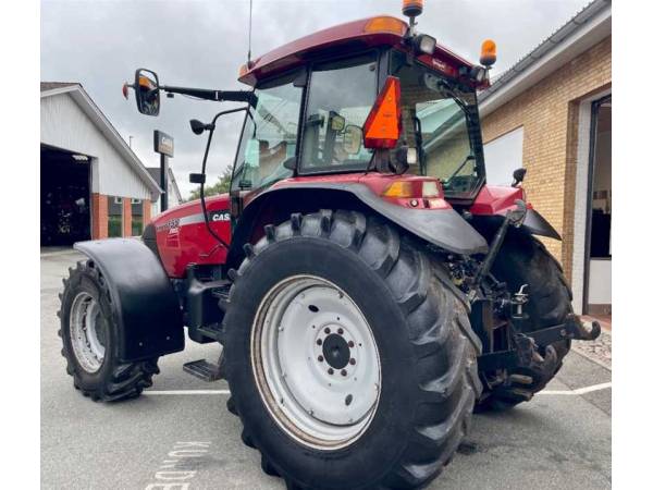 Трактор Case IH MXM 155 (2006)