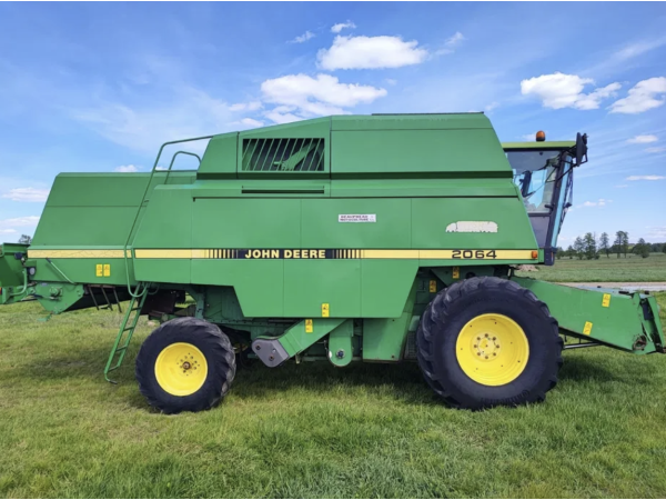 Комбайн John Deere 2064 (1996)