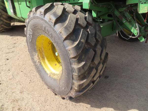 Комбайн John Deere 2264 (1998)