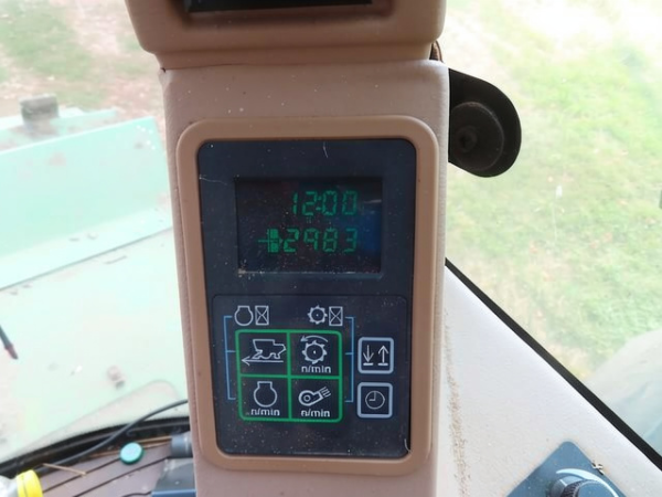 Комбайн John Deere 2264 (1998)
