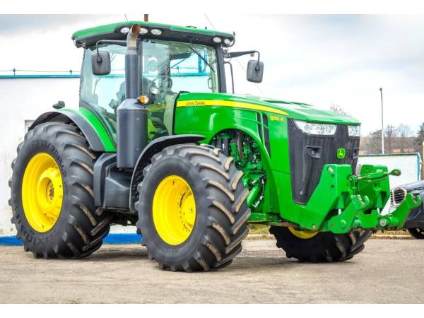 Трактор John Deere 8310 R (2012)