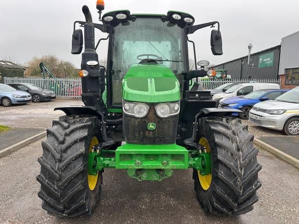 Трактор John Deere 6120M (2022)