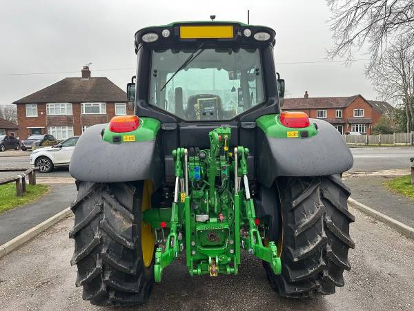 Трактор John Deere 6120M (2022)