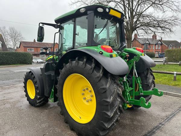 Трактор John Deere 6120M (2022)