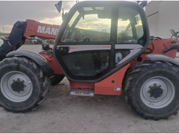 Навантажувач Manitou MLT 735-120 LSU (2010)