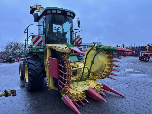 Кормозбиральний комбайн John Deere 7300 (2005)
