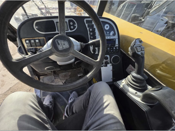 Погрузчик JCB 536-60 Agri Super (2010)