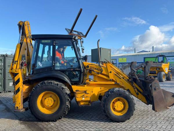 Экскаватор-погрузчик JCB 3CX (2001)