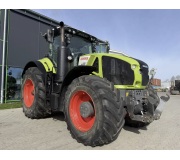 Трактор Claas Axion 960