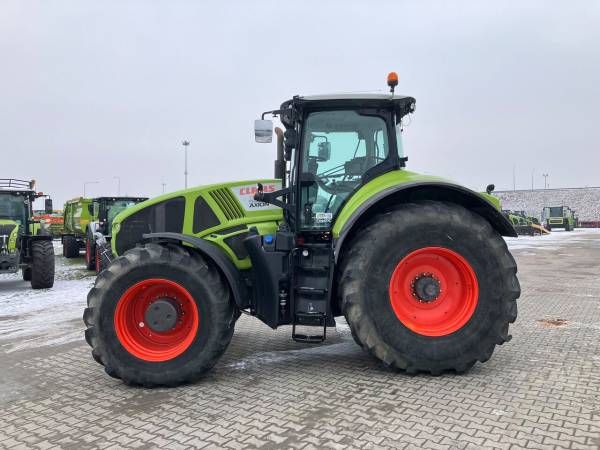 Трактор Claas Axion 950 (2015)