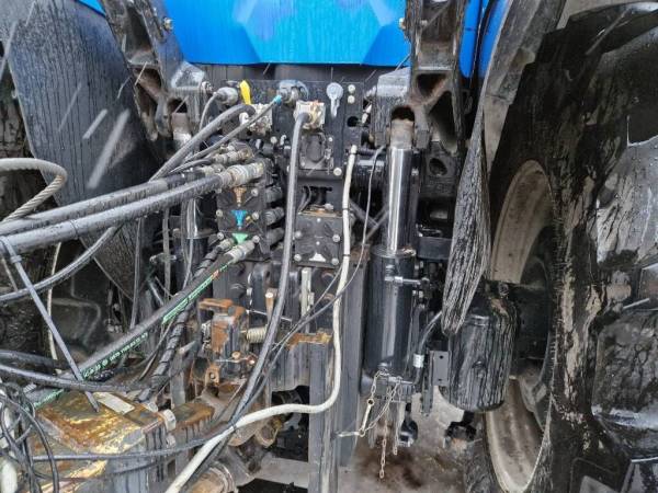 Тактор New Holland T8.360 PC (2015)
