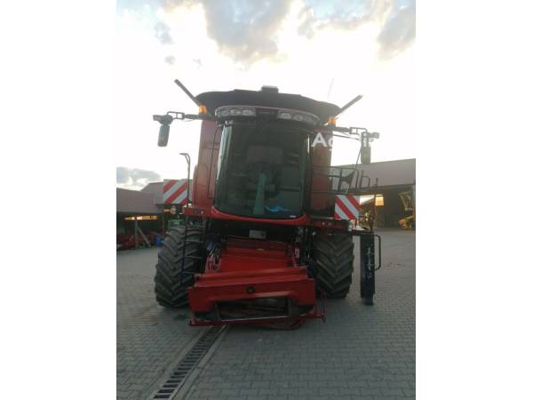 Комбайн Case IH 6130 (2016)