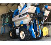 Виноградозбиральний комбайн New Holland VM460