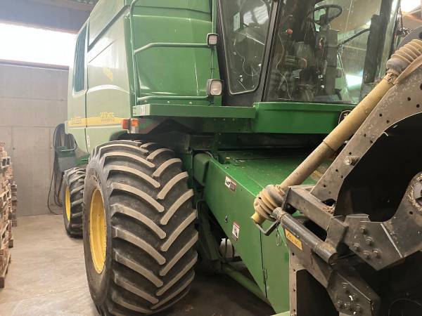 Комбайн John Deere 9660 WTS (2002)