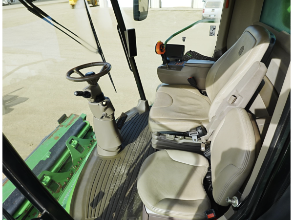 Комбайн John Deere S680 (2015)