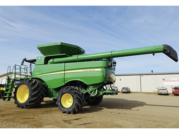 Комбайн John Deere S680 (2015)