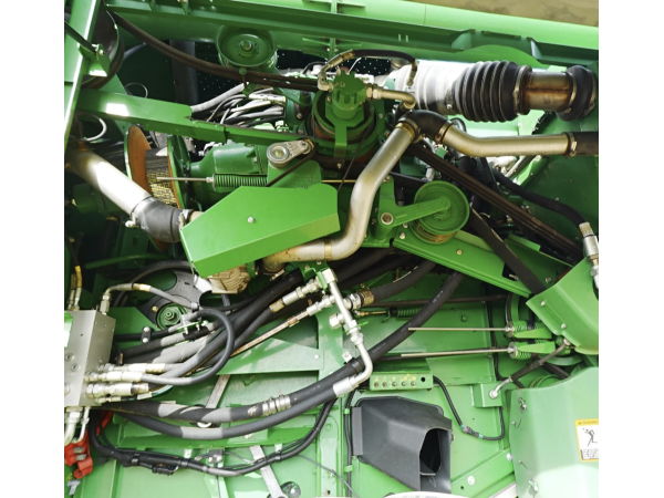 Комбайн John Deere S680 (2015)