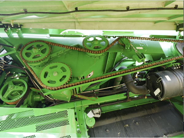 Комбайн John Deere S680 (2015)
