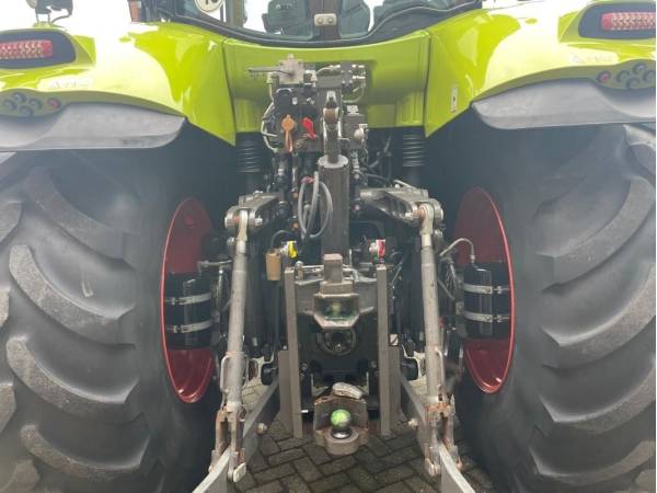 Трактор Claas Axion 830 (2017)