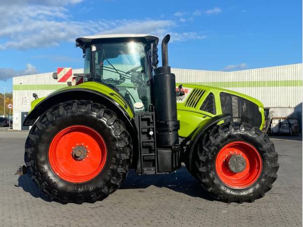 Трактор Claas Axion 920 (2018)