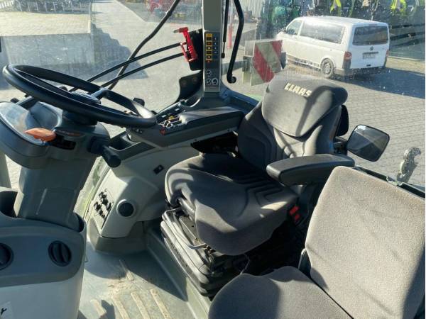 Трактор Claas Axion 920 (2018)