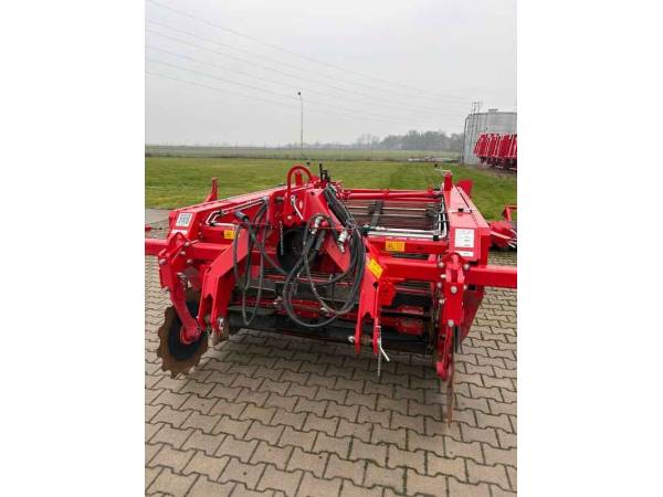 Комбайн для збирання цибулі Grimme WV 165 (2025)
