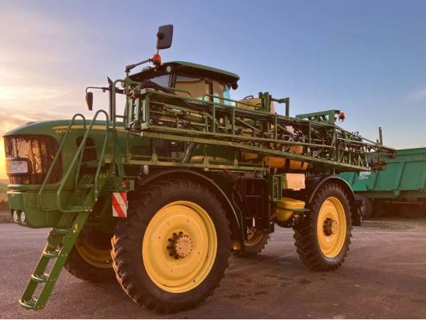 Самохідний обприскувач John Deere 5430i (2011)