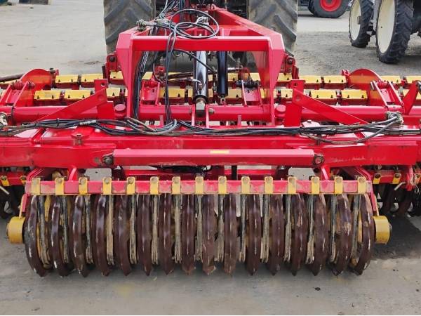 Дискова борона Vaderstad Carrier CR650 (2004)