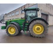 Трактор John Deere 8400R