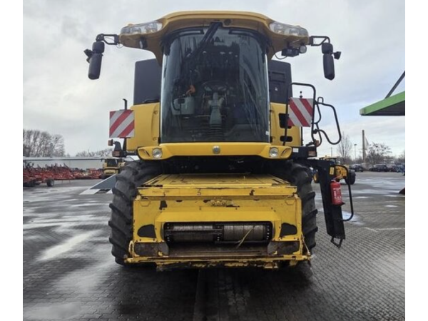 Комбайн New Holland CR 9080 (2012)