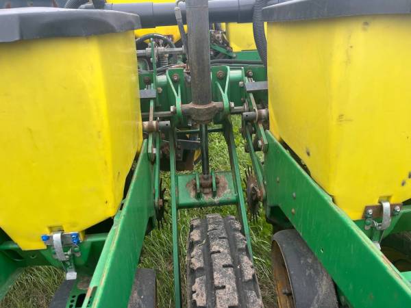 Сівалка John Deere 7200