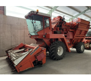 Кукурудзозбиральний комбайн Bourgoin JL 410 A