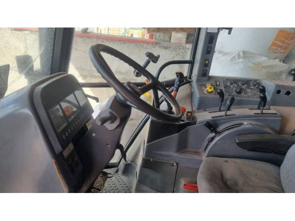Трактор New Holland Ford  8340 (1995)