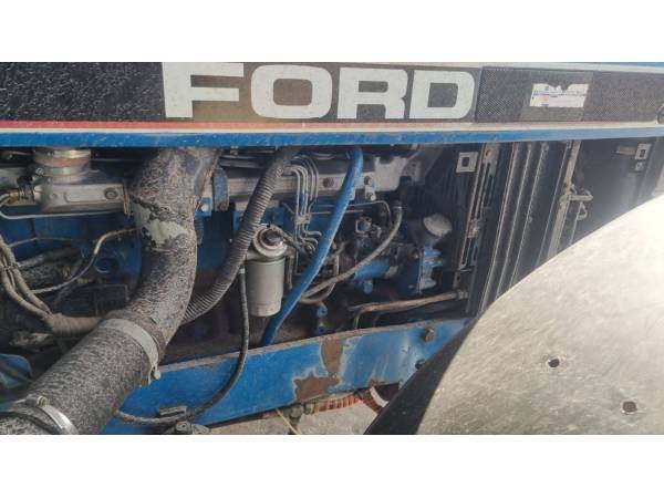 Трактор New Holland Ford  8340 (1995)