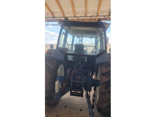 Трактор New Holland Ford  8340 (1995)