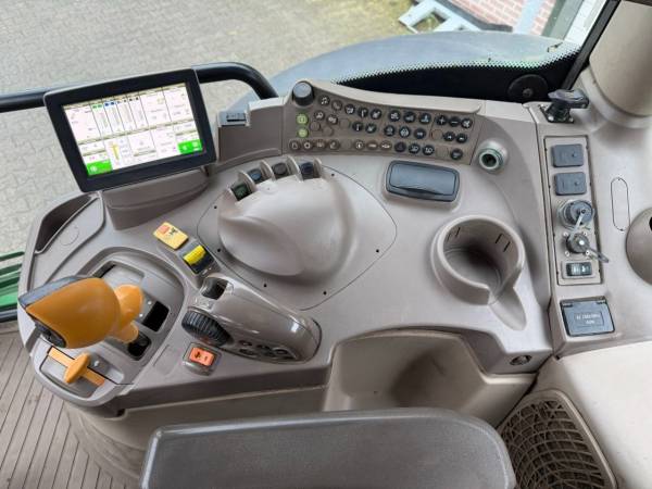 Трактор John Deere 6195R (2016)