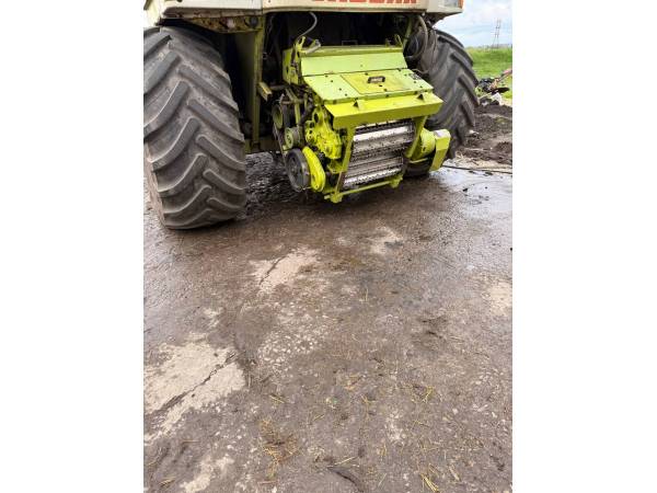 Кормозбиральний комбайн Claas Jaguar 840 (1996)