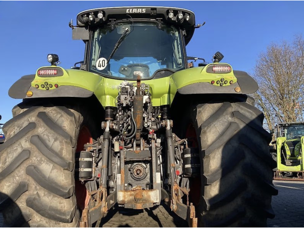 Трактор Claas Axion 870 (2017)