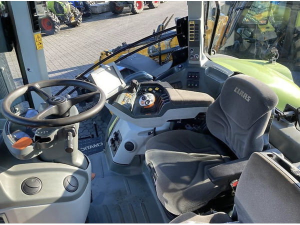 Трактор Claas Axion 870 (2017)
