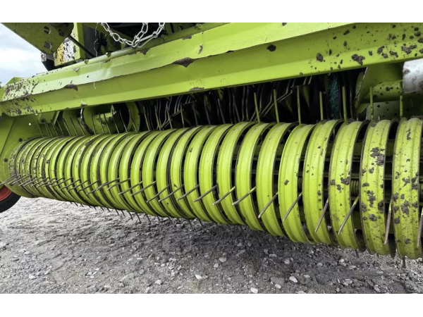 Прес-підбирач Claas Rollant 255 RC (2007)